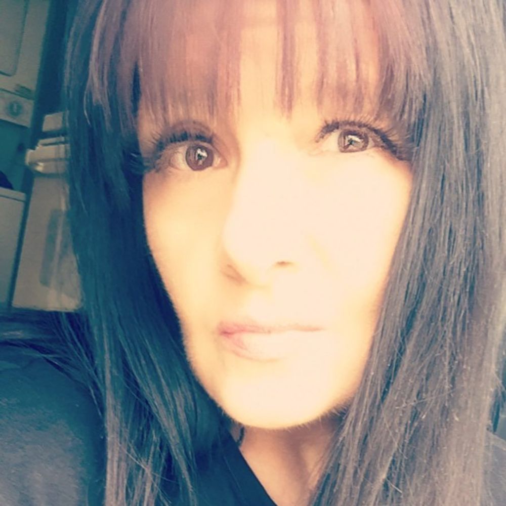 Meet your Posher, Angie